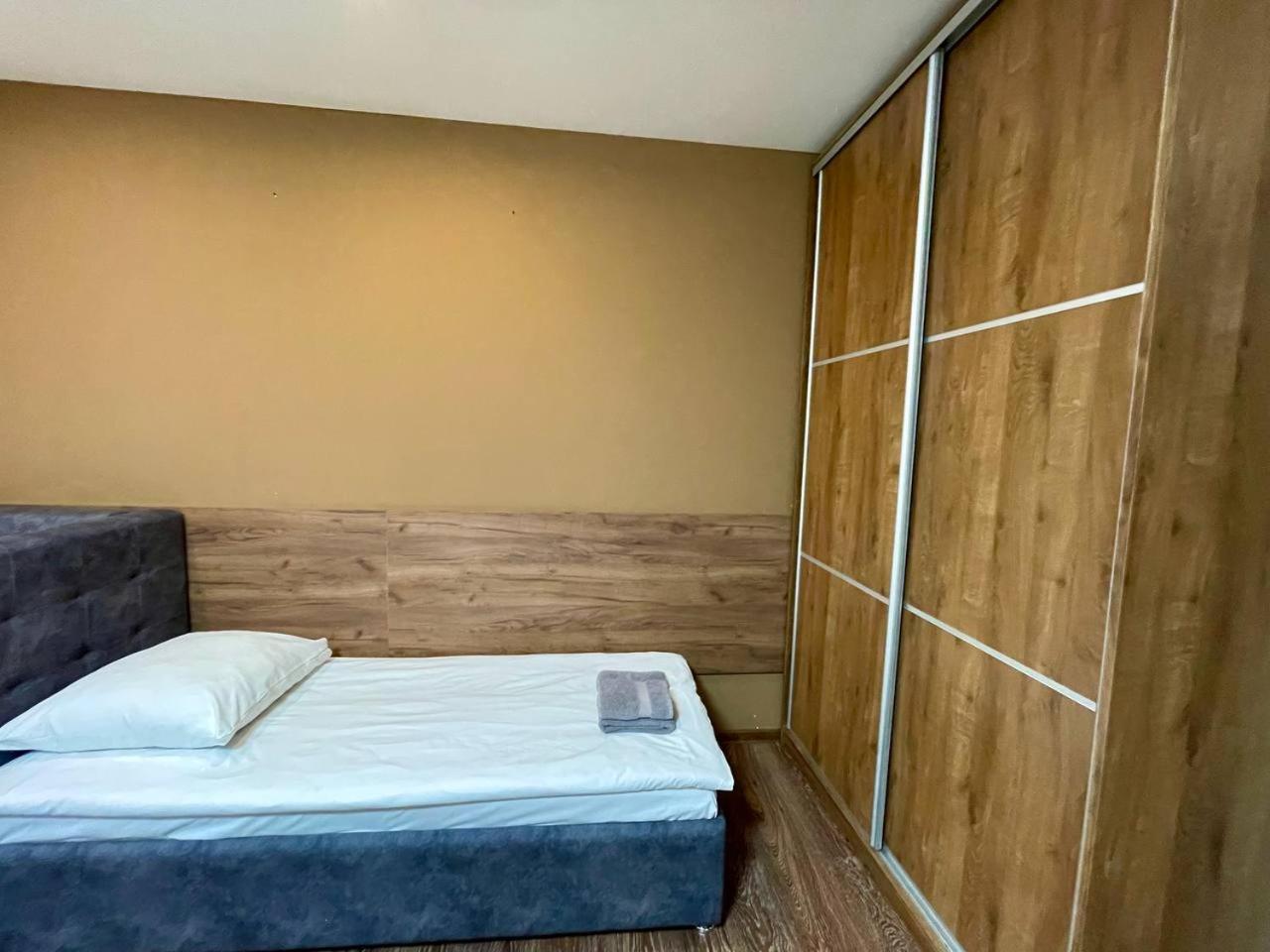 Apartments In Uzhgorod For You. 외부 사진