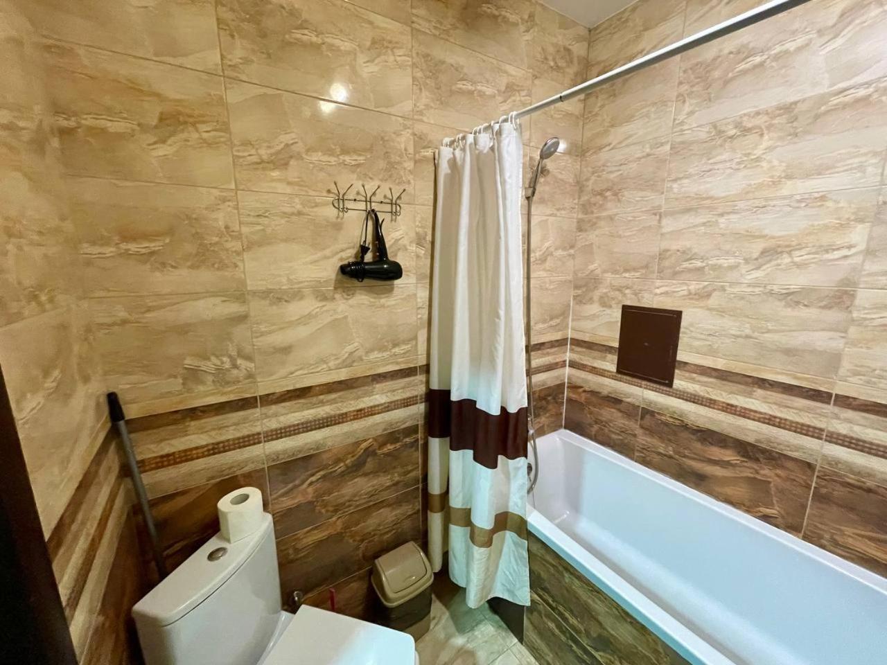 Apartments In Uzhgorod For You. 외부 사진