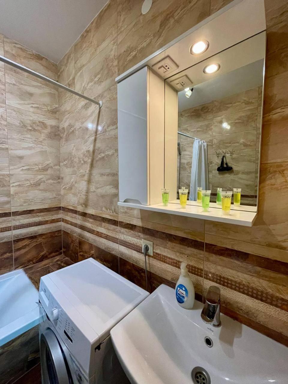 Apartments In Uzhgorod For You. 외부 사진